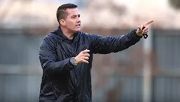 اوسمار با طعنه و انتقاد: قبل از آمدن به پرسپولیس باید بند &laquo;سفید شدن موها&raquo; به قراردادم اضافه می&zwnj;کردم