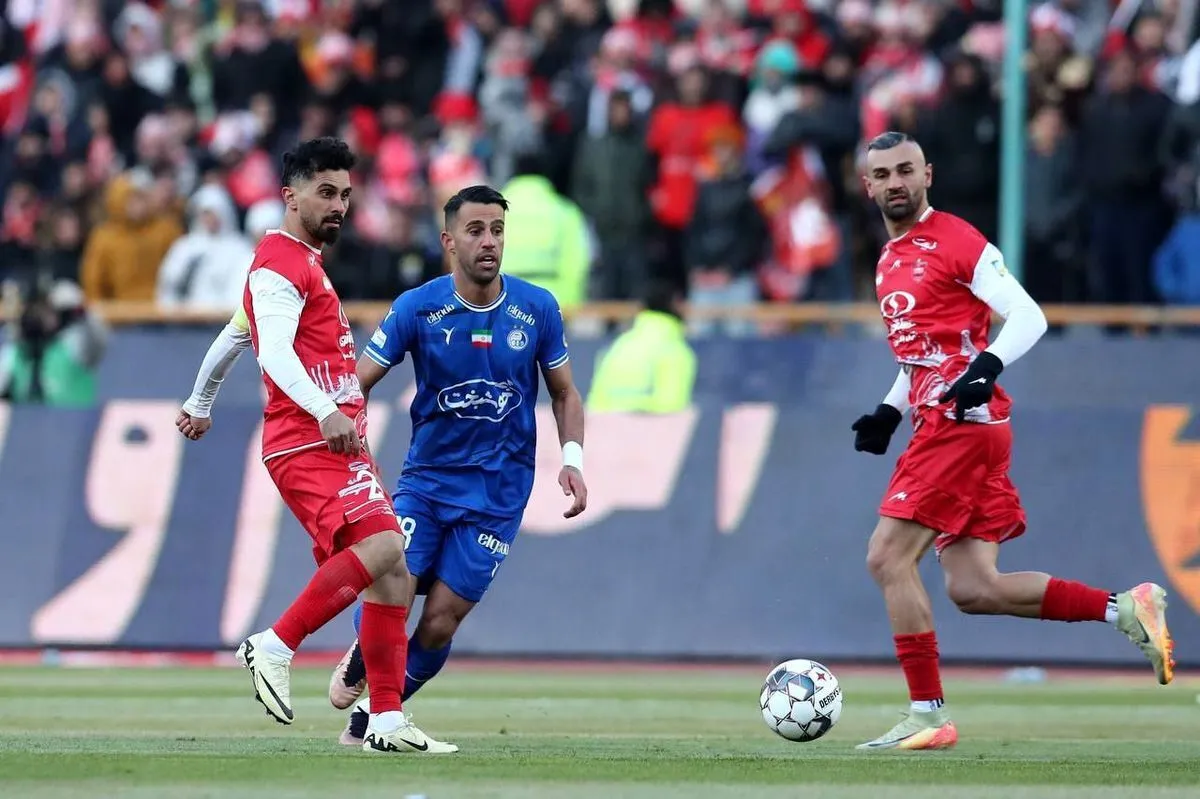 مجری پرسپولیسی: انتظار نداشتیم مقابل سپاهان شریف بازی کنید